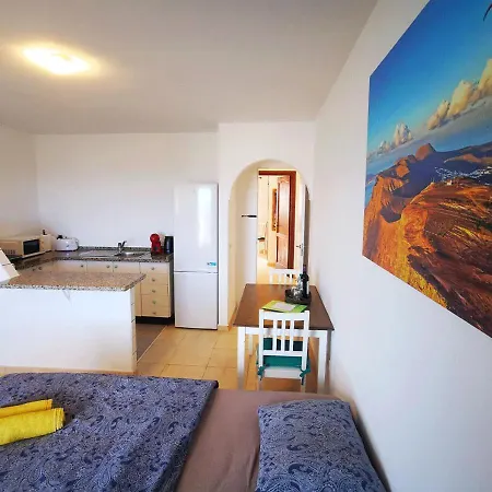 Apartment Abajo, Casa *
