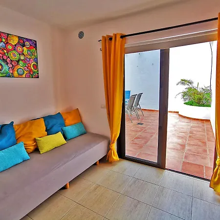 Apartment Abajo, Casa *