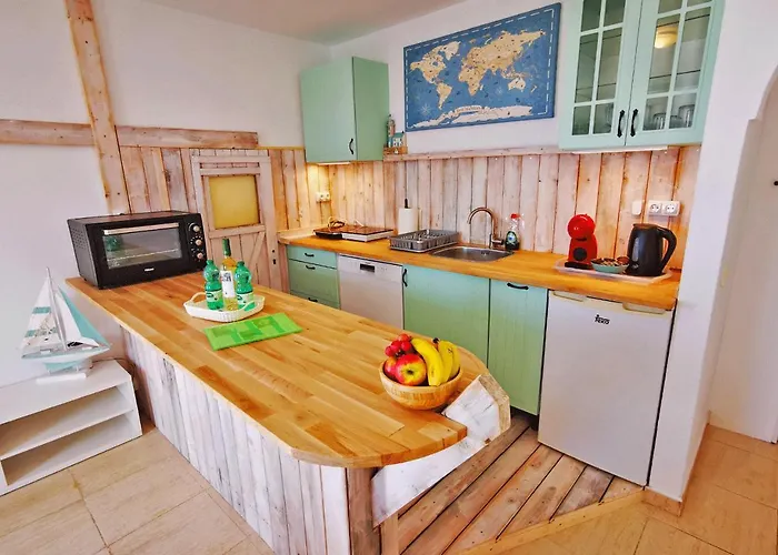 Apartament Abajo, Casa