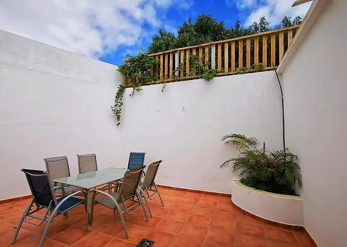 Abajo, Casa Lägenhet La Costa